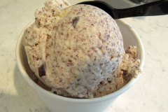 ample-hills-peppermint-patty-dish