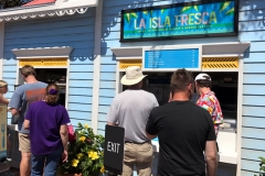 la-isla-fresca-booth