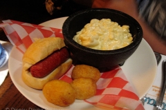 paradiso-37-kids-dog-corndogs-macncheese