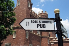 rose-and-crown-sign