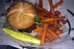 sci-fi-dinner-black-bean-burger