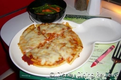 scifi-kids-pizza-and-veggies