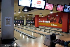 splitsville-downstairs-bowling-lanes