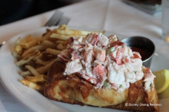 boathouse-Lobster-Roll