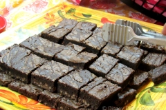 te-dinner-buffet-dessert-brownie-tray