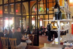 via-entrance-from-inside